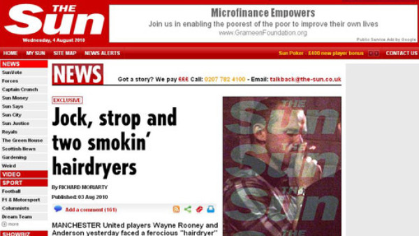 Rooney fue encontrado fumando