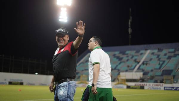 Orinson Amaya, presidente de Marathón, presente en el encuentro.