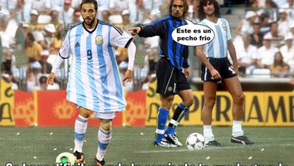 Los mejores memes de Gonzalo Higuaín por su terrible fallo en la final ante Chile