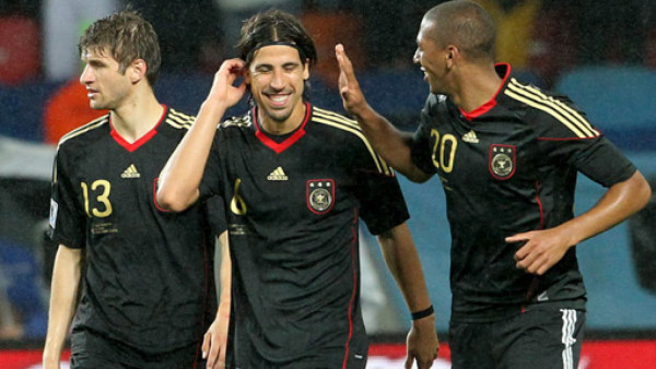 Madrid ofreció 8 millones por Khedira