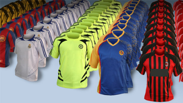 DIEZ te regala uniformes de tu simpatía