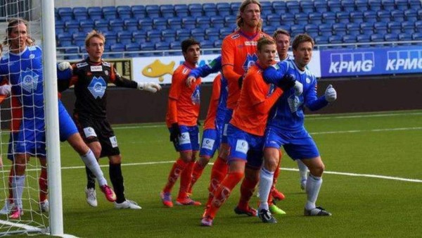 ¡Son unos gigantes! Estos son los 20 futbolistas activos más altos del planeta