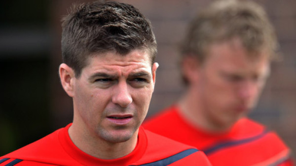 Steven Gerrard saldría del Liverpool