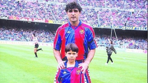 ¡Increíble! Se tomaron una foto con su ídolo y hoy son casi como ellos