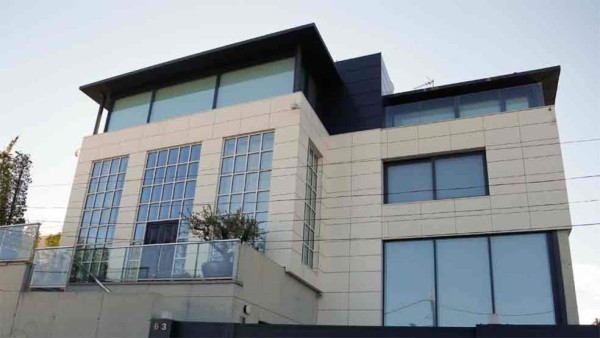 La 'casa maldita' en la que Coutinho eligió vivir en Barcelona