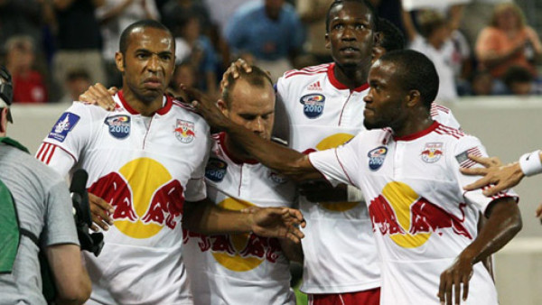 Henry anotó en derrota ante Tottenham