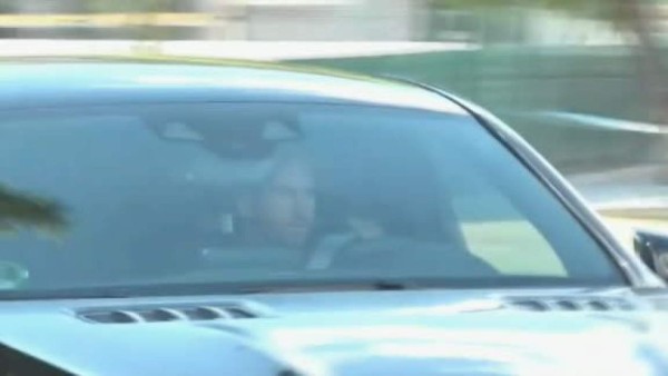 Cero sonrisas y fue el primero en llegar: Así fue el regreso de Messi a la Ciudad Deportiva de Barcelona