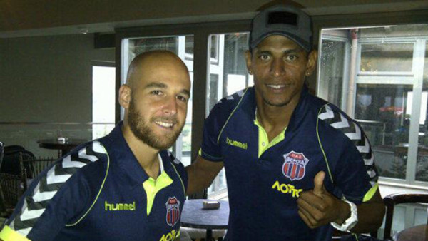 Carlo Costly está listo para debutar con el Veria en Grecia