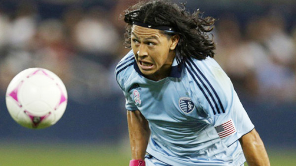 Roger Espinoza recibe una 'muy buena oferta' de Kansas City