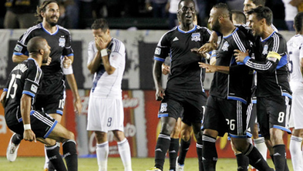 Gol de 'Muma' desata locura en un niño