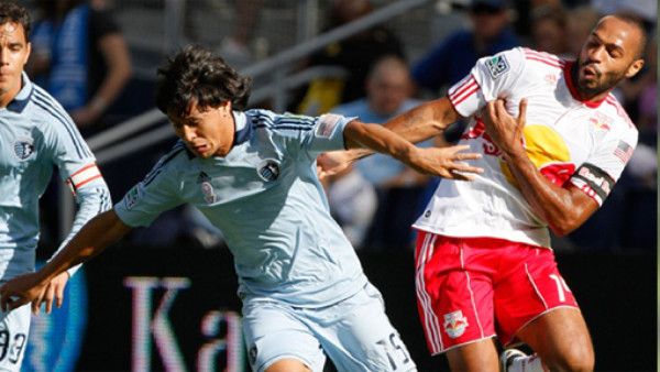 Roger Espinoza se mete a los playoff de la MLS