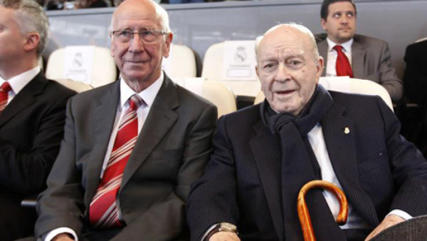 Bobby Charlton: 'Messi no es mejor que Cristiano'