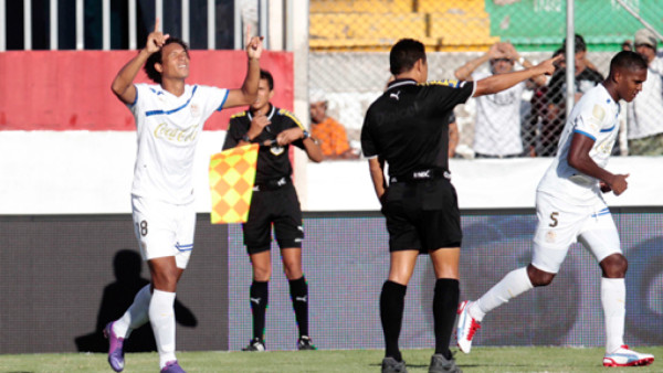 Olimpia terminó goleando al Victoria