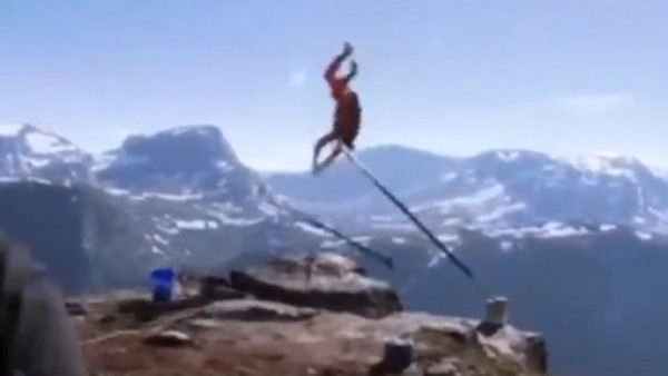 VIDEO: Truco en Tv sale mal y gimnasta cae de un acantilado