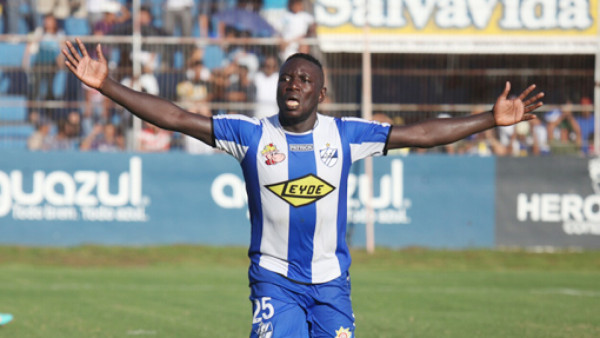 Wilmer Crisanto apunta al fútbol de Brasil