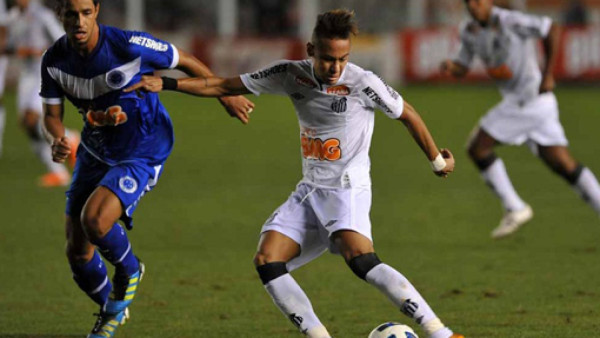 Neymar brilla tras anotar un hat-trick y dar una asistencia