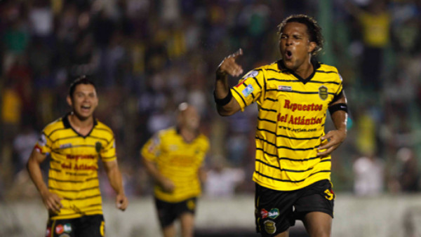 Real España le da la bienvenida a Pavón