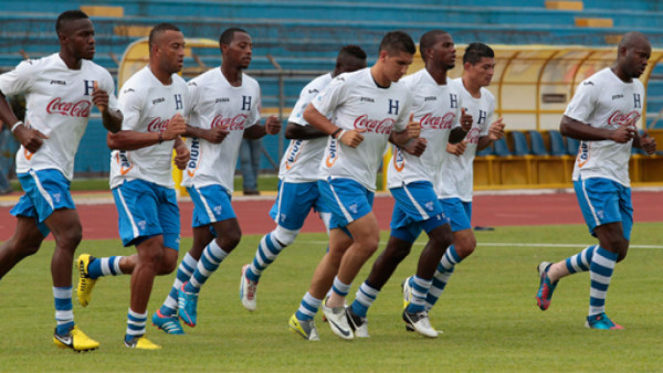 Honduras a romper 28 años de no ganar a Panamá