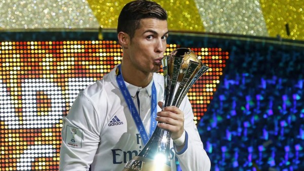 El once ideal de la FIFA plagado del Barcelona y Real Madrid