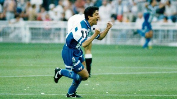 Roger Rojas se une a Messi y Cristiano en el club de los cinco goles