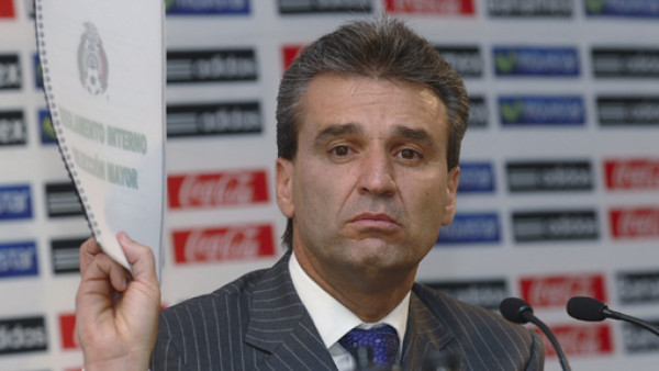 De la Torre renunció como Director de Selecciones en México