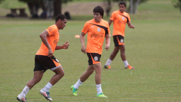El uruguayo Sebastián Rosano ya suda la camisa de Olimpia