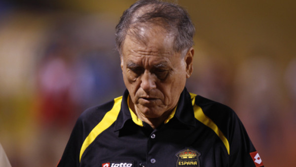 Chelato Uclés se va del Real España