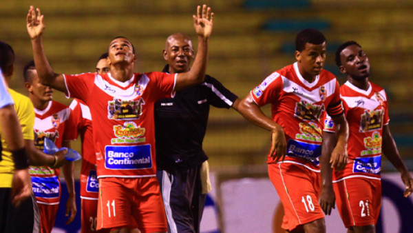 Cronista deportivo fallece narrando gol del Real Sociedad