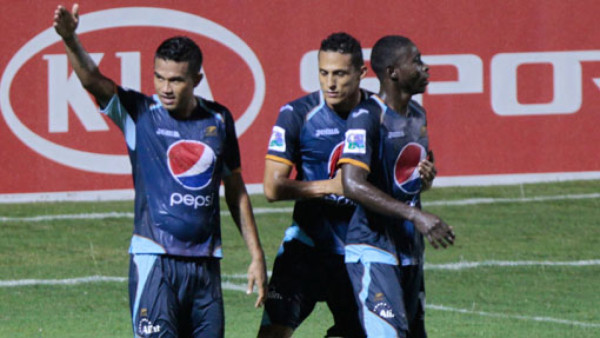 EN VIVO: ¡Olimpia amarga al Vida!