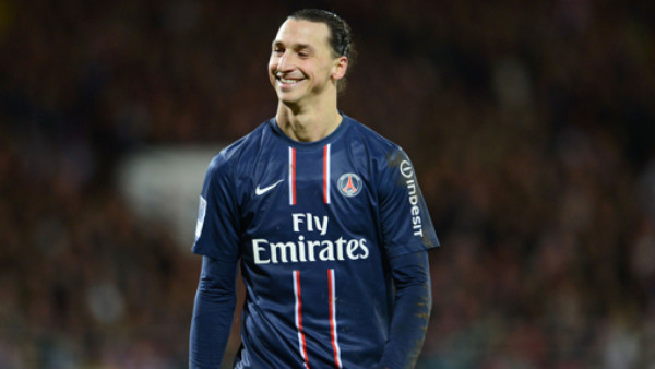 VIDEO: El acrobático escorpión de Ibrahimovic que casi termina en golazo