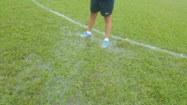 FOTOS: Así ha quedado el estadio de Siguatepeque con las fuertes lluvias