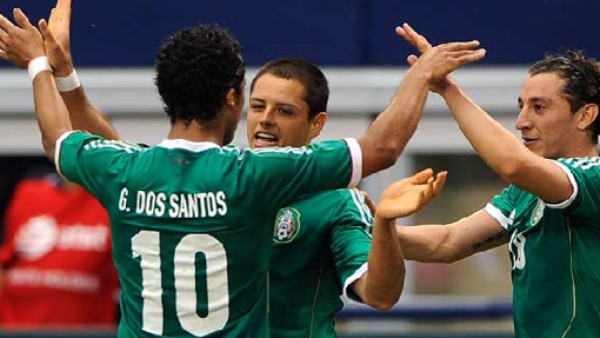 Chicharito Hernández y Gio dos Santos estarán ante Costa Rica