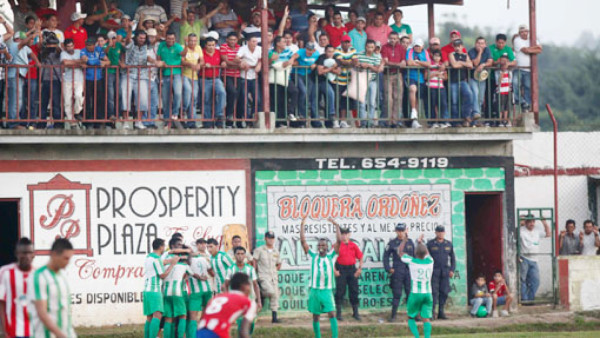 Juticalpa amarga a Municipal en su casa