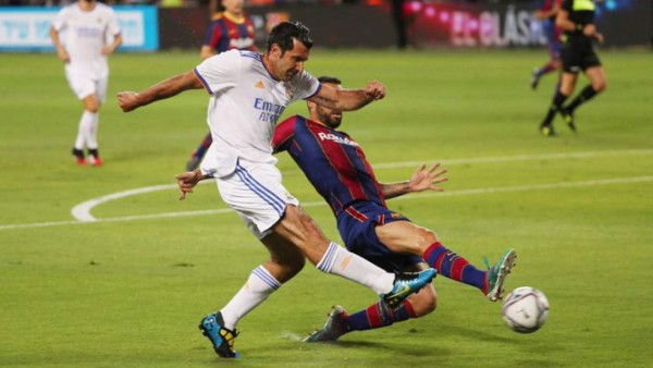 ¿Quién es el número siete merengue? Ronaldinho se robó el show, pero Real Madrid ganó el clásico de leyendas al Barcelona