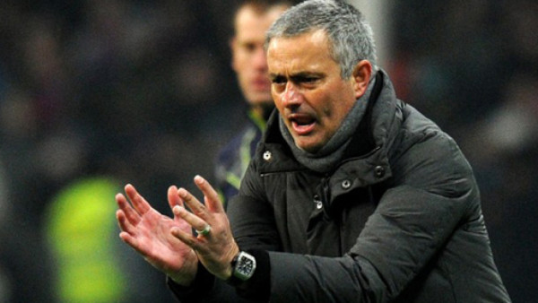Federación de gays y lesbianas acusan a Mourinho