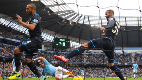 Manchester City propina media docena de goles a Tottenham