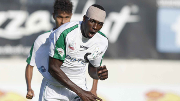 Estupiñan: 'Anotar ante Olimpia es mi principal ilusión'