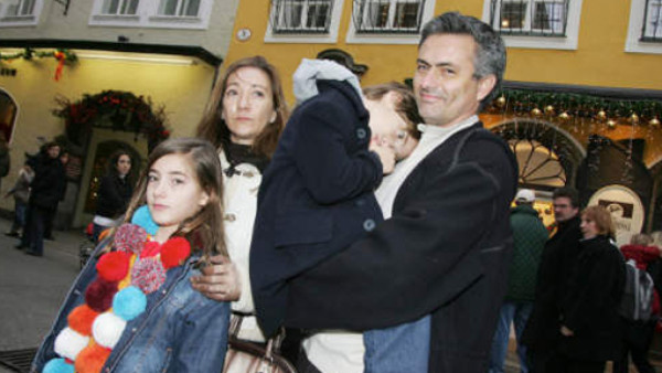 Asaltan a esposa e hija de Mourinho en Londres