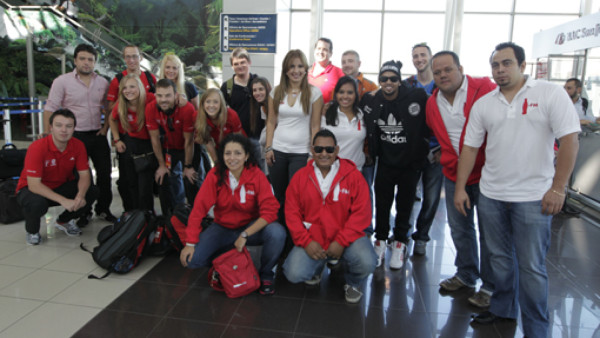 Así se vive al momento de viajar con la Copa del Mundo
