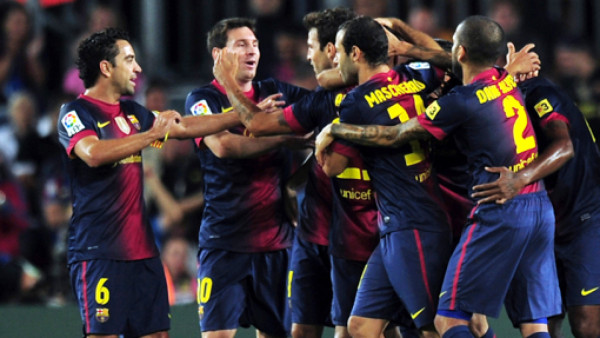 Barcelona vence a Valencia y es líder en España