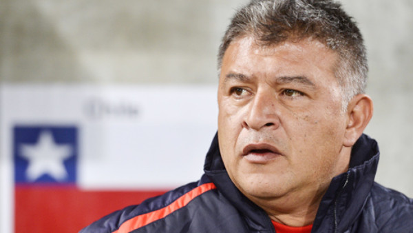 Claudio Borghi es despedido de la selección de Chile