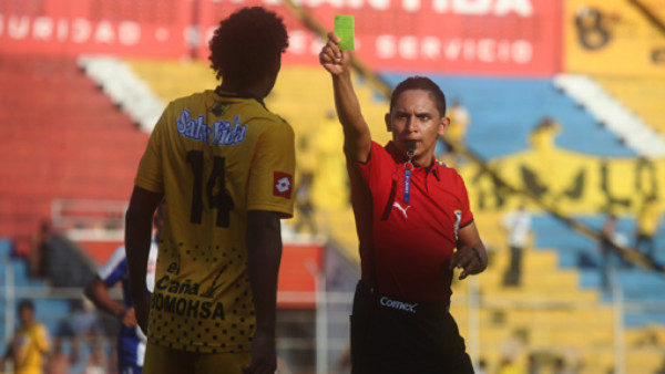 Victoria remontó y paralizó al Real España