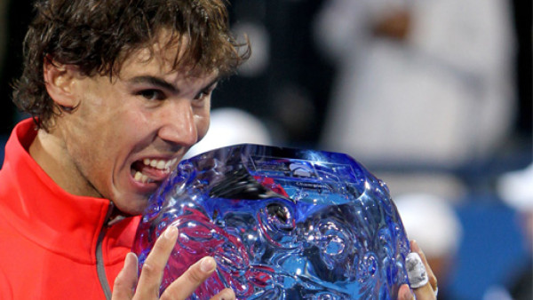 Rafa Nadal derrota a Federer en Abu Dabi