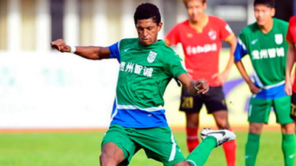 El Guizhou de Costly pierde y sigue en zona de descenso