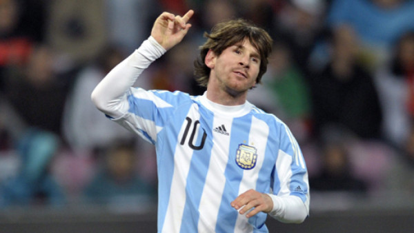 Messi aniquila a Portugal y Cristiano