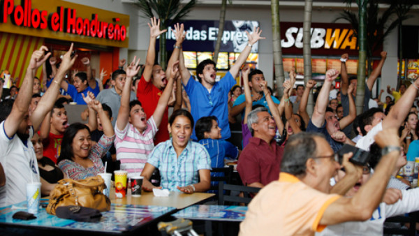 Celebración en Honduras por triunfo ante Cuba