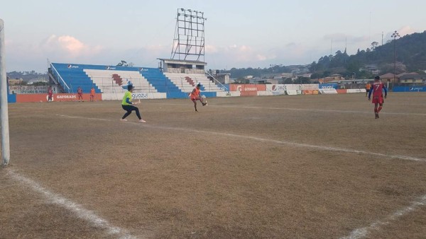 ¡Enorme Mejoría! Así luce el estadio Sergio Reyes de Santa Rosa de Copán