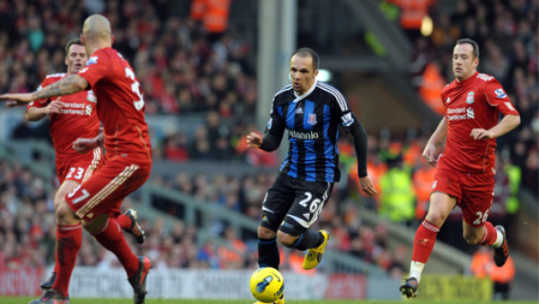Stoke City salió vivo de Anfield