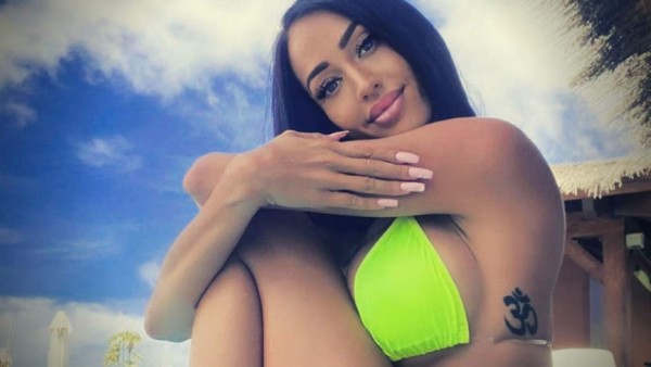 Exnovia de un exjugador del Real Madrid confiesa que se acostó con Romeo Santos y revela todo