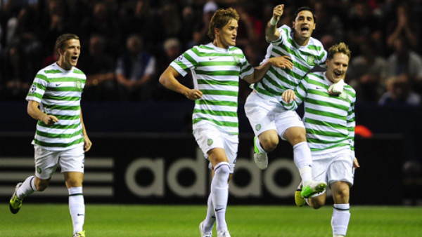Celtic con pie y medio en fase de grupos